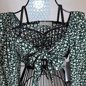 NWT American Threads Dark Green and Cream Floral Tie-Front Crop Blouse